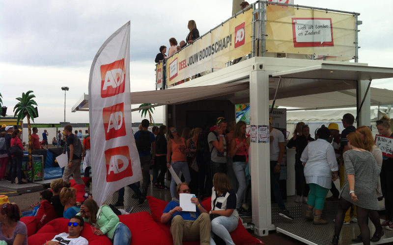 AD-concert-at-sea-3